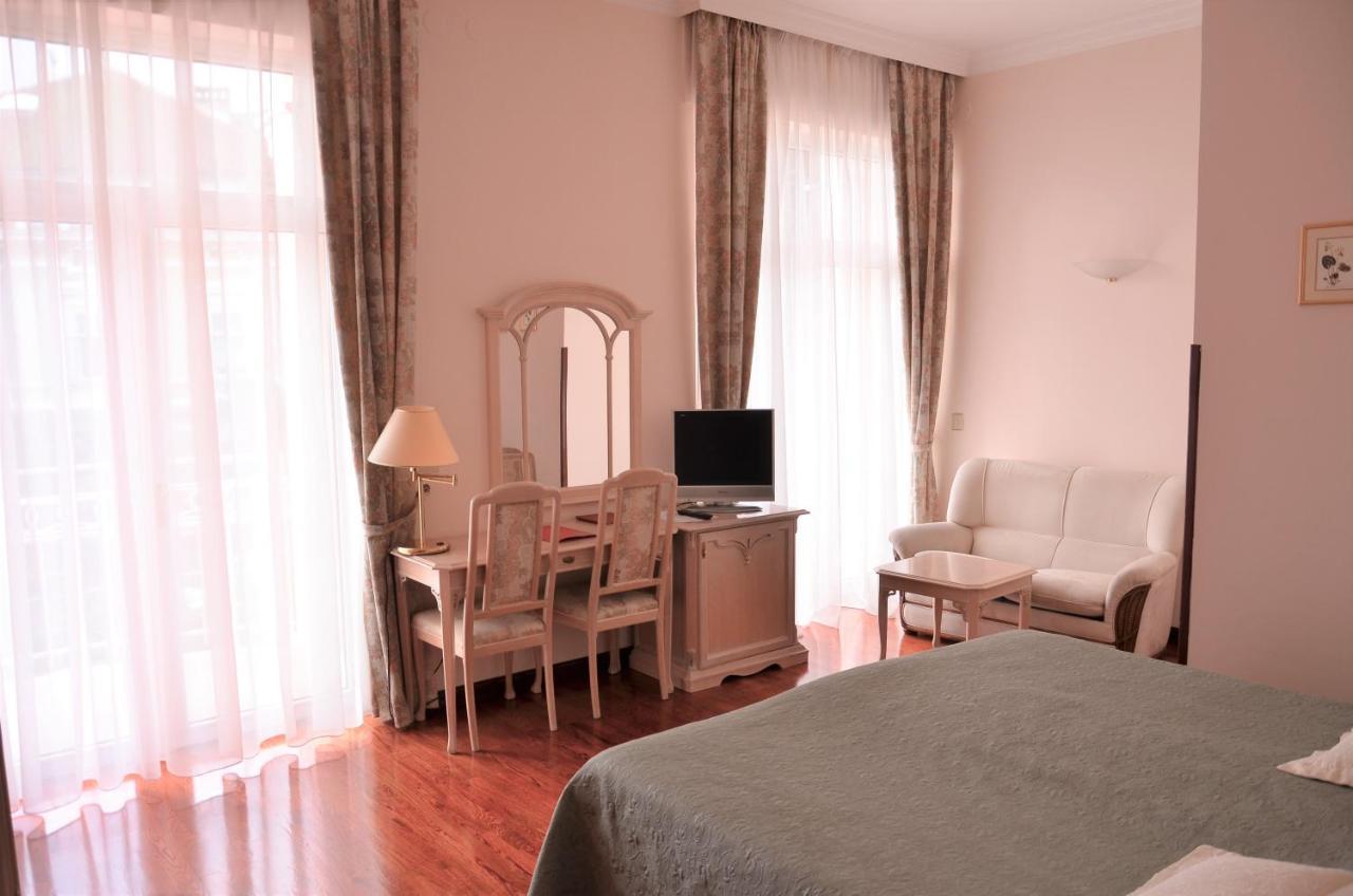Hotel Mozart Οπατία Εξωτερικό φωτογραφία