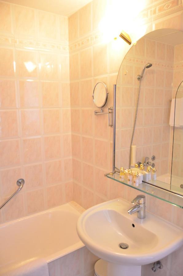 Hotel Mozart Οπατία Εξωτερικό φωτογραφία